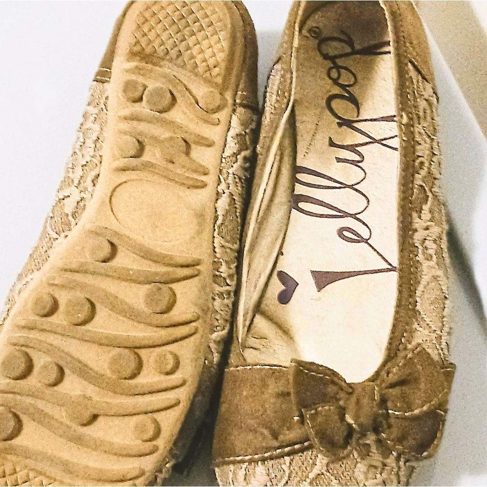 Women's Size 8 Jellypop Brown Lace Flats